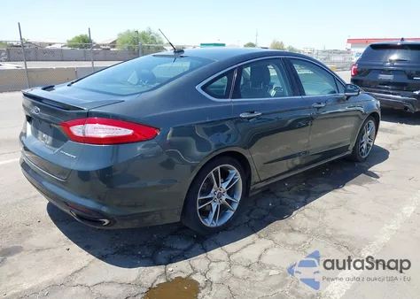 2015 Ford Fusion Titanium z USA, uszkodzony, nr VIN 3FA6P0K98FR114117